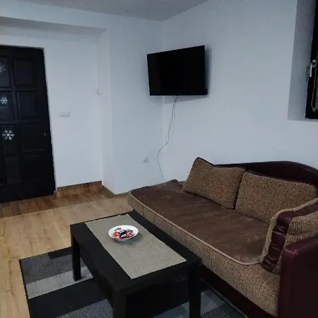 Sneska 別荘 ヤホリナ